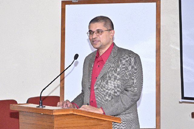 Aveek Guha Memorial Lecture 2023